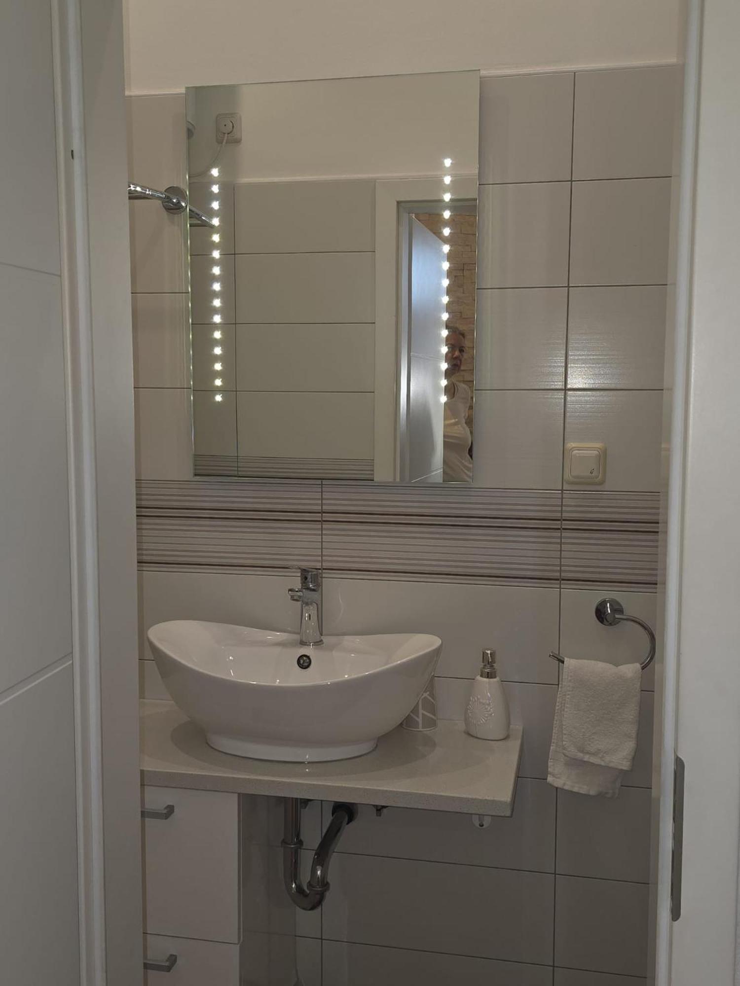 apartment Sandra 2+2 *** Crikvenica Exteriör bild
