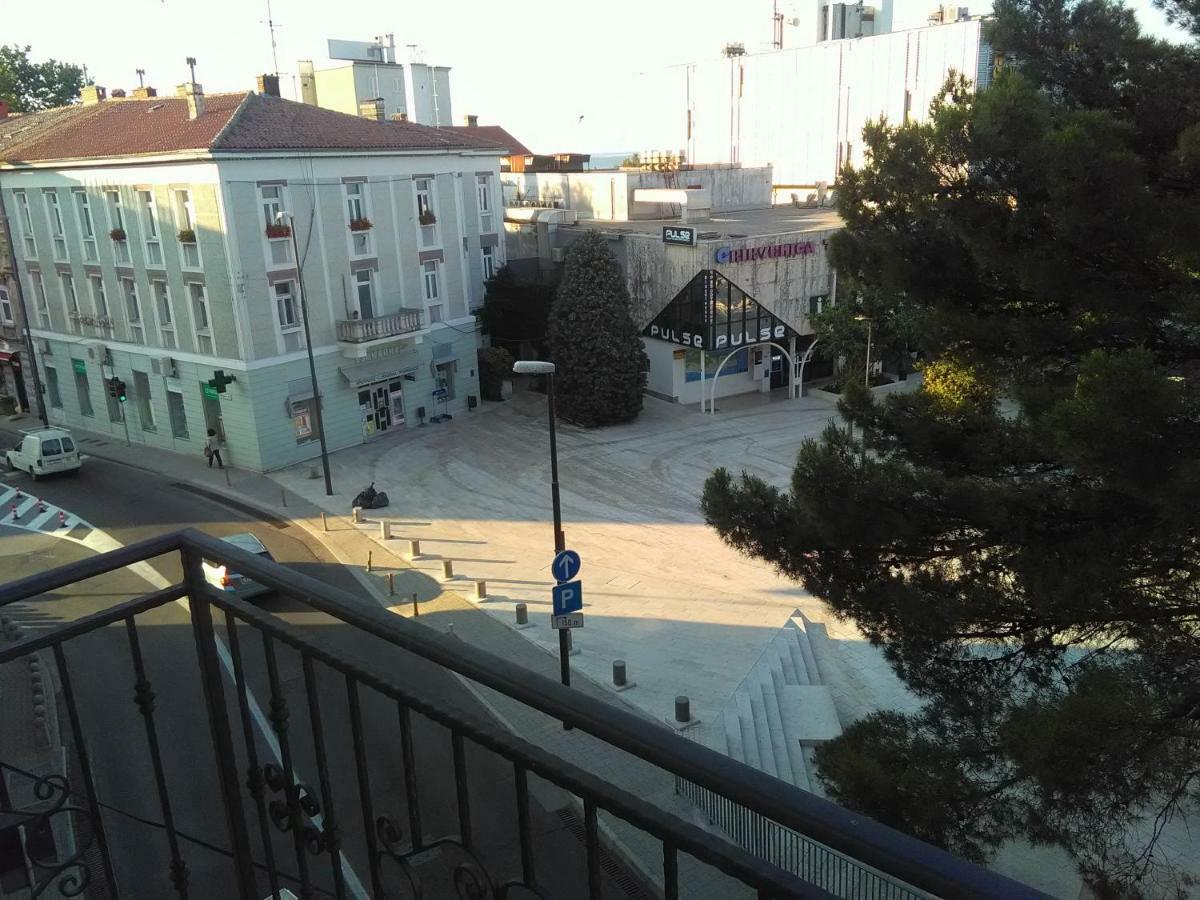 apartment Sandra 2+2 *** Crikvenica Exteriör bild